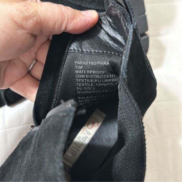 Blondo 11 Posey Black Suede Leather Waterproof Non Skid Rubber Sole Ankle Boots - Picture 10 of 11